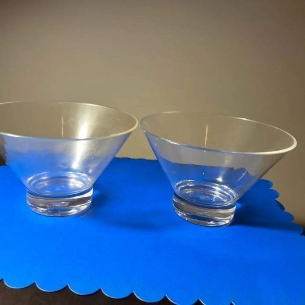 Two Gracious Home‎  Nut / Candy Dishes